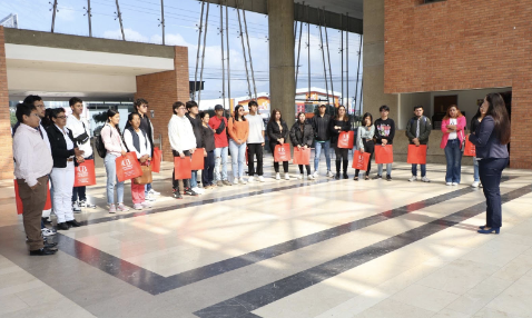 ¡Disfruta con tu familia y amigos del "Campus Vive la UdeB"!